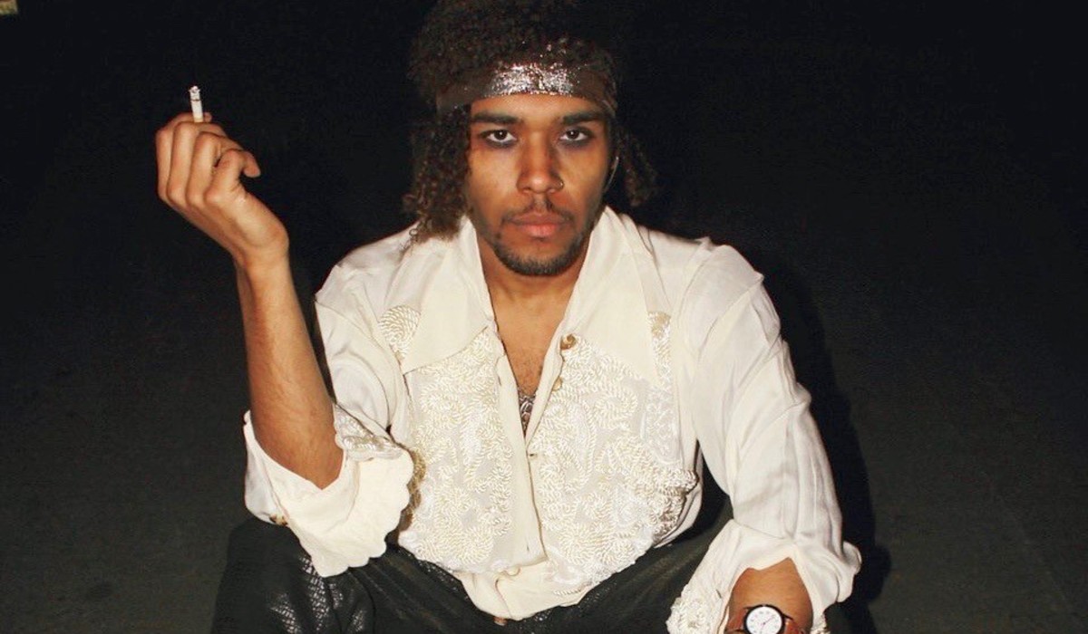 WBSS MediaLISTENFRESH KYLE DION you to his "GLASS HOUSE".