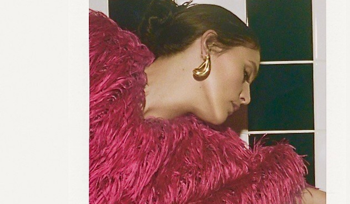 WBSS MediaWATCHFRESH JESSIE WARE unveils the visual for latest single